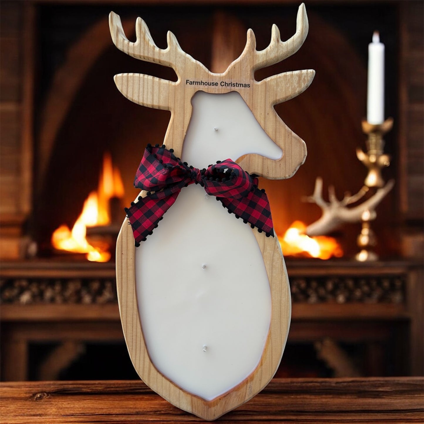 Wooden Deer Holiday Candle – 18oz